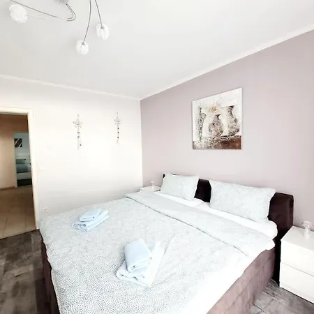 Felde Slp, 3 Zimmer Fuer 6 Personen Appartement *